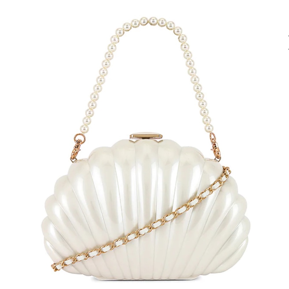 House of Harlow x Revolve Clam Shell Clutch